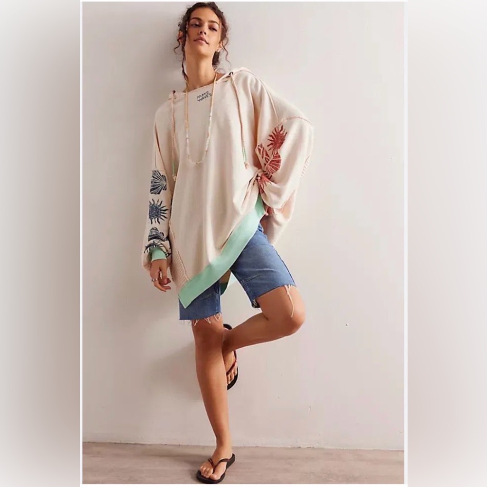 Free People Feel the Wave hoodie in EUC